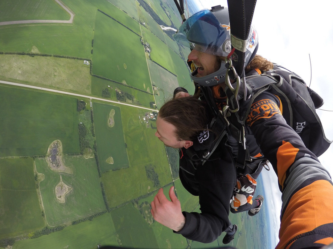 Alberta Skydive Central景点图片