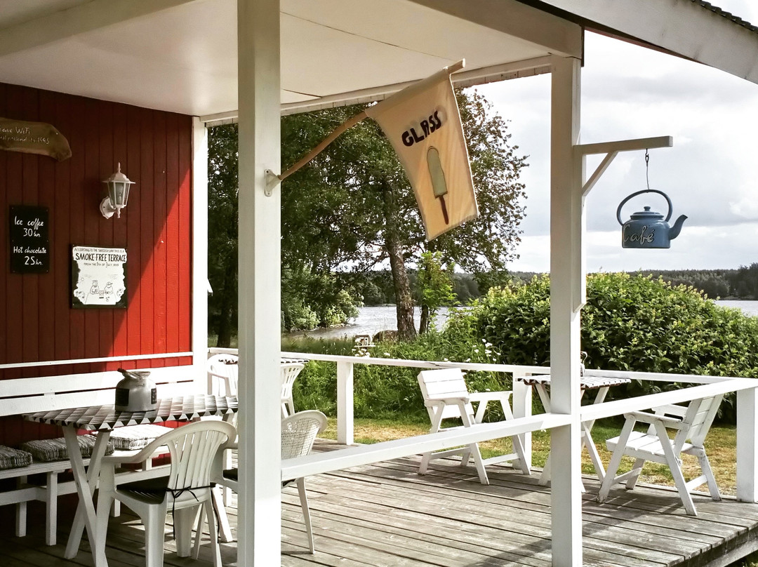Sams Camping, Stugor & Cafe