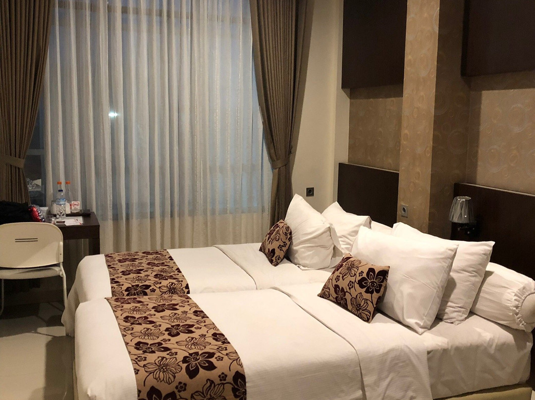 Amory Boutique Sumedang主图