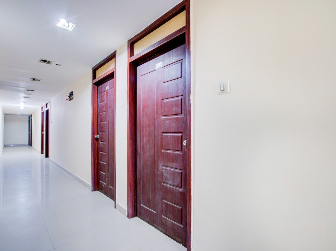 OYO 7239 Hotel Aditya主图