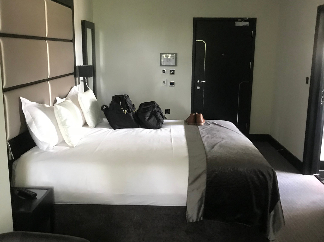 The Lodge at Kingswood主图