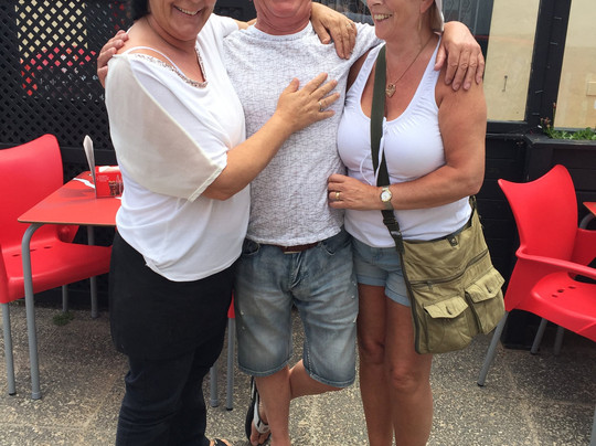 Crown Bar-科斯塔特吉塞必去景点