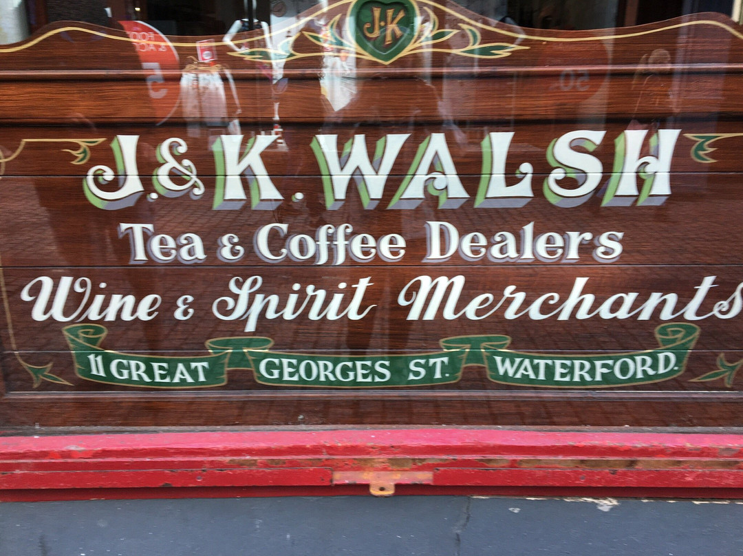 J. & K. Walsh Victorian Spirit Grocer景点图片