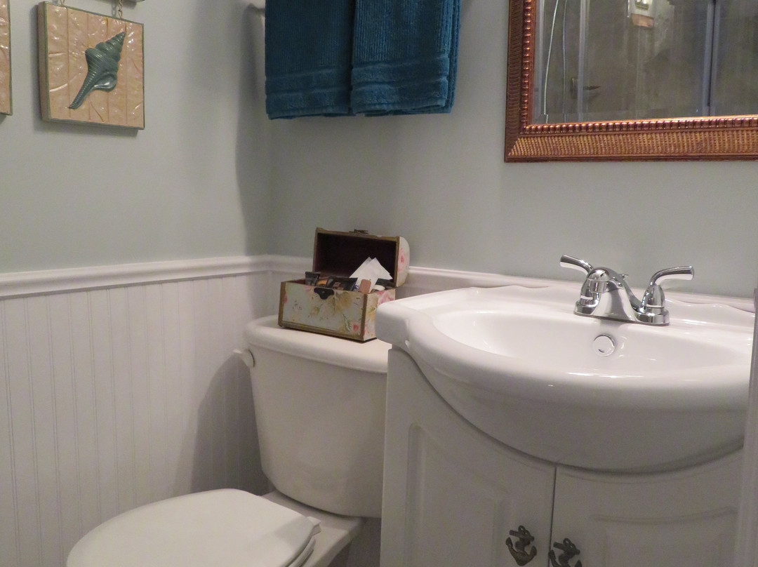 Captain's Legacy Historic Bed & Breakfast主图