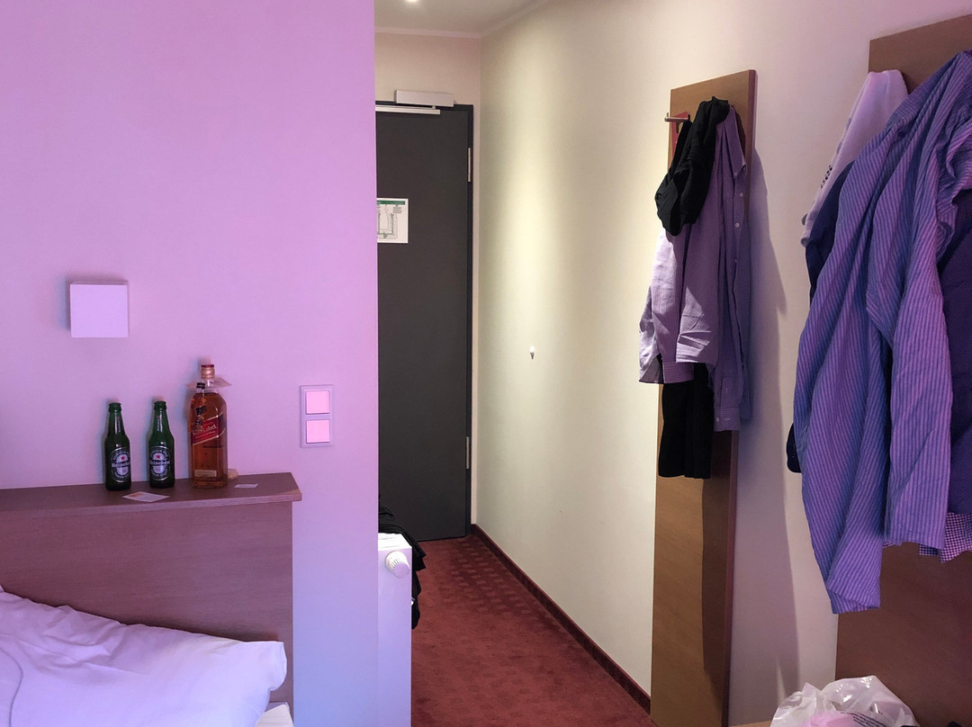 McDreams Hotel Monchengladbach主图
