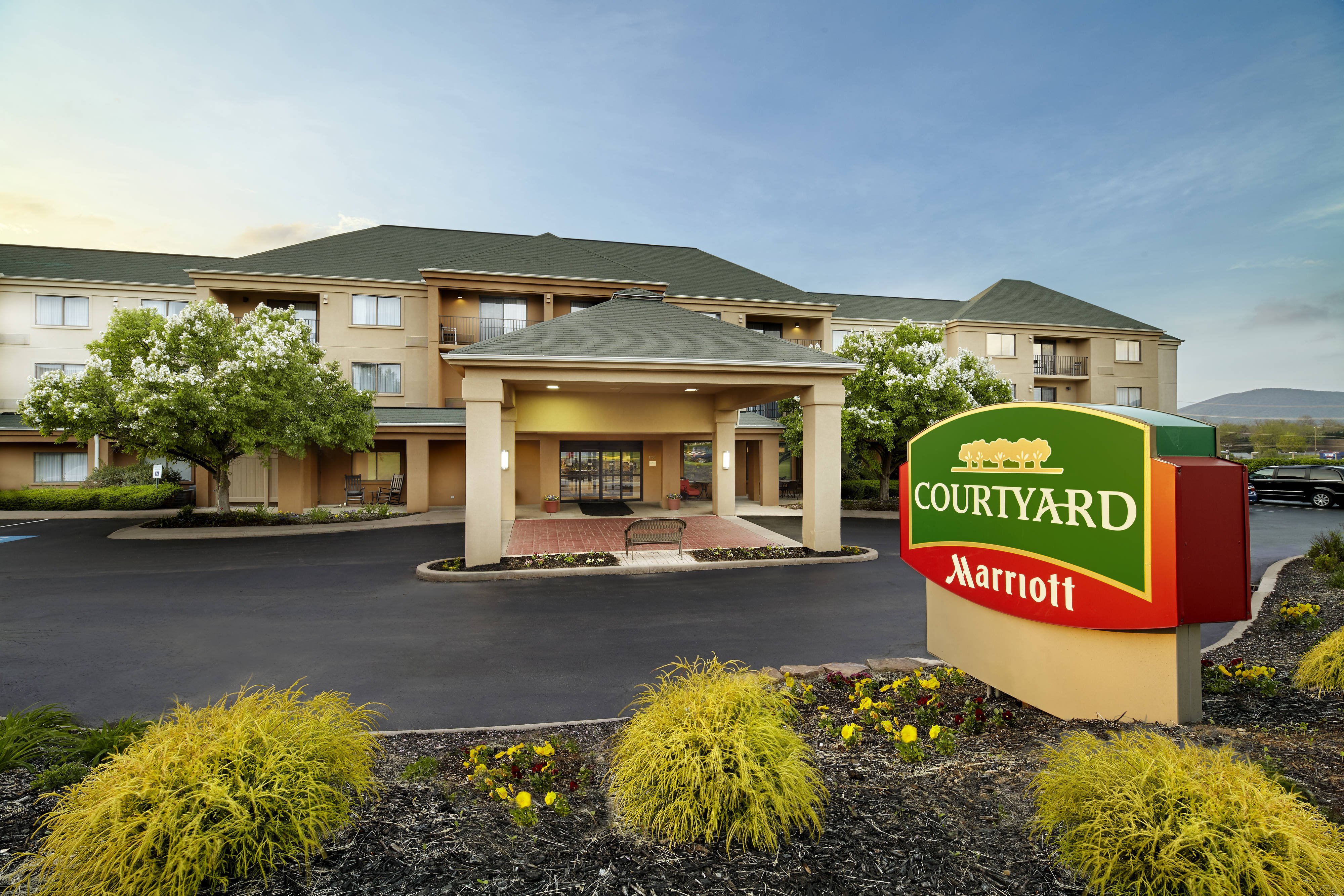 Courtyard by Marriott State College-官方