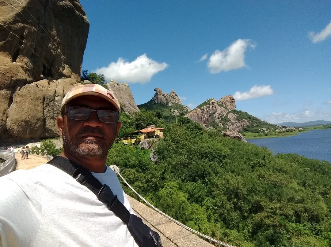 Rock of the Brooding Hen-Quixada必去景点