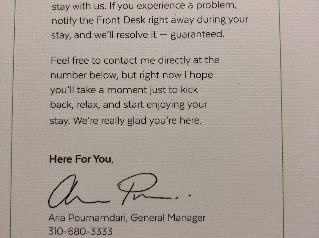 英格尔伍德拉金塔旅馆及套房酒店主图