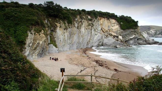 Playa de Muriola景点图片