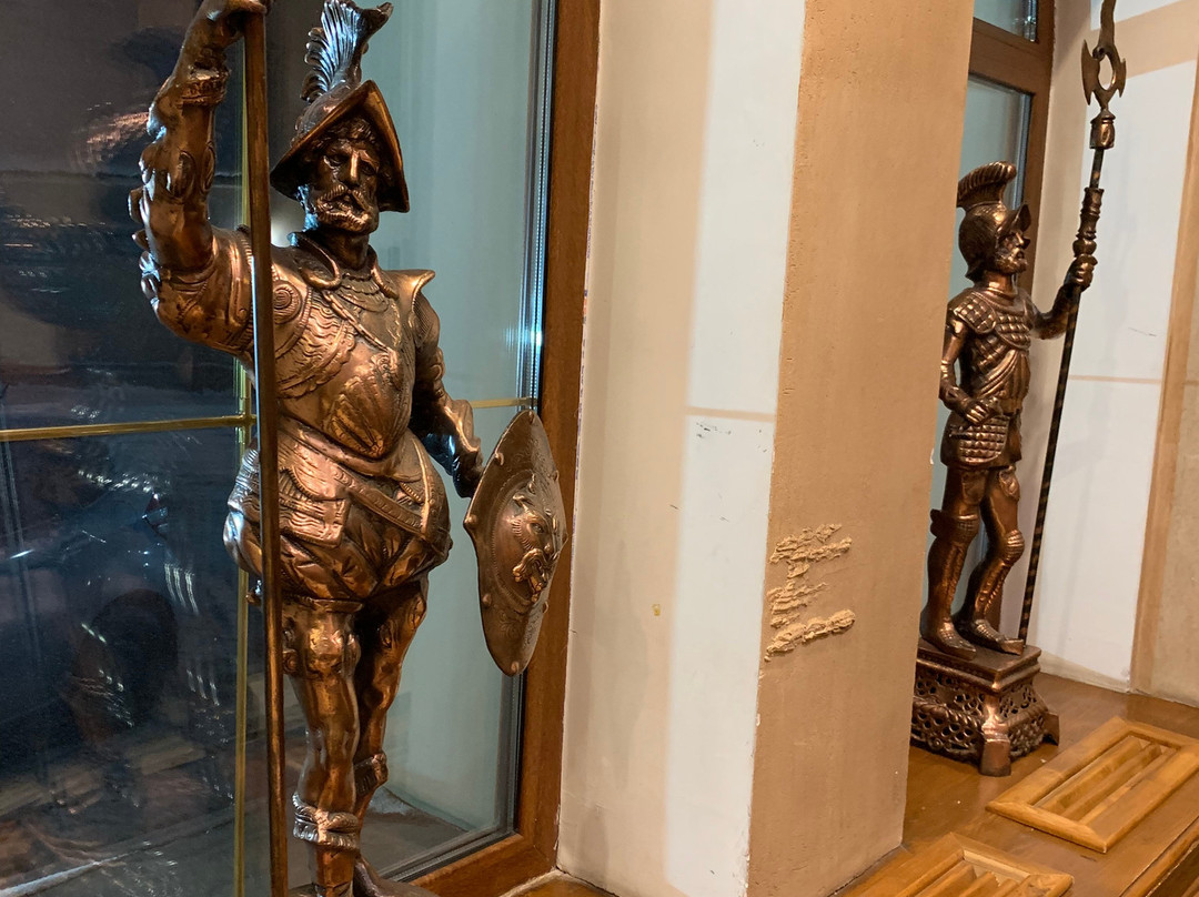 Rytzarskiy Dvor主图