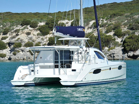 Rent Boat Phuket | Private Boat Charters-班淘海滩必去景点