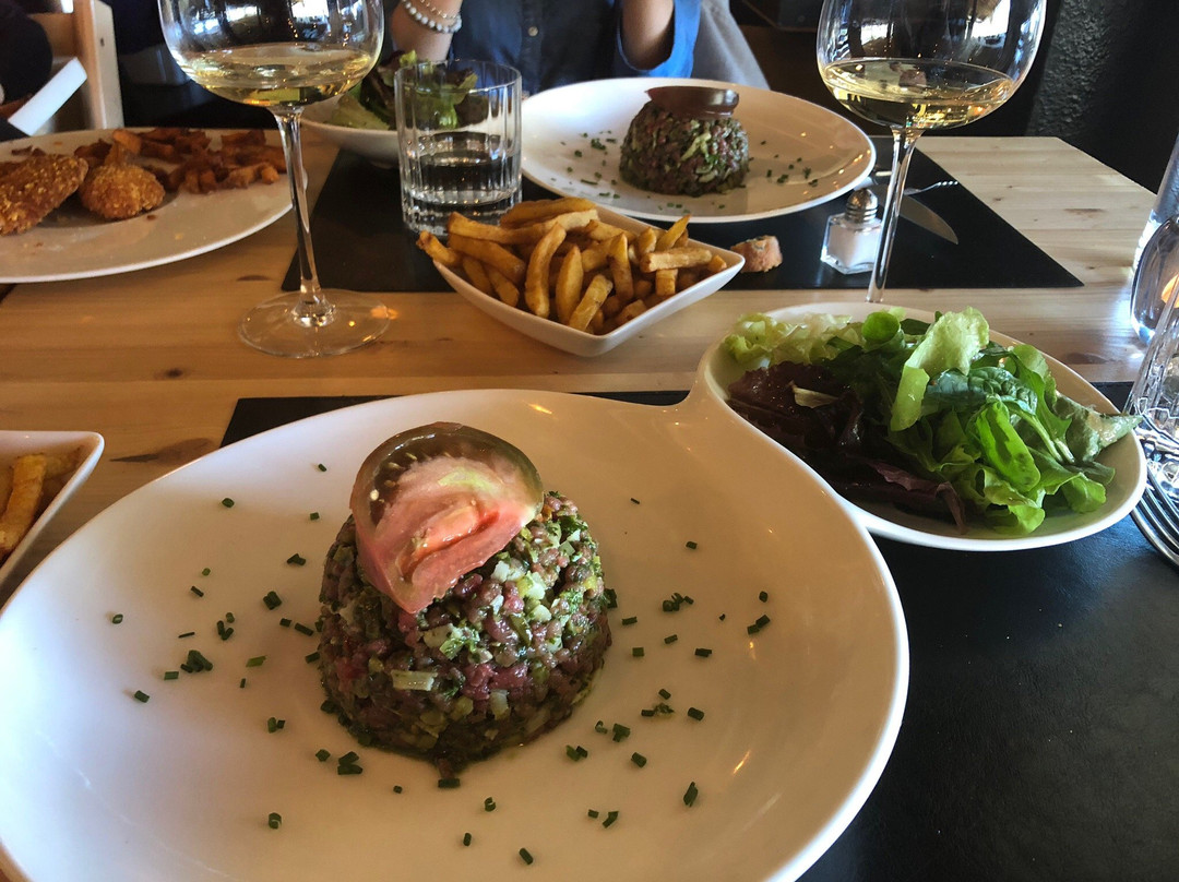 Piennes餐馆和美食-La Clauserie Restaurant