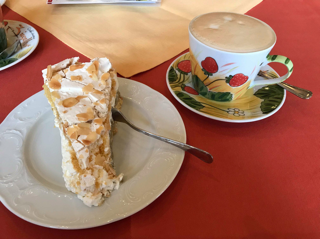 Lensahn餐馆和美食-Cafe Zum Ziegelhof