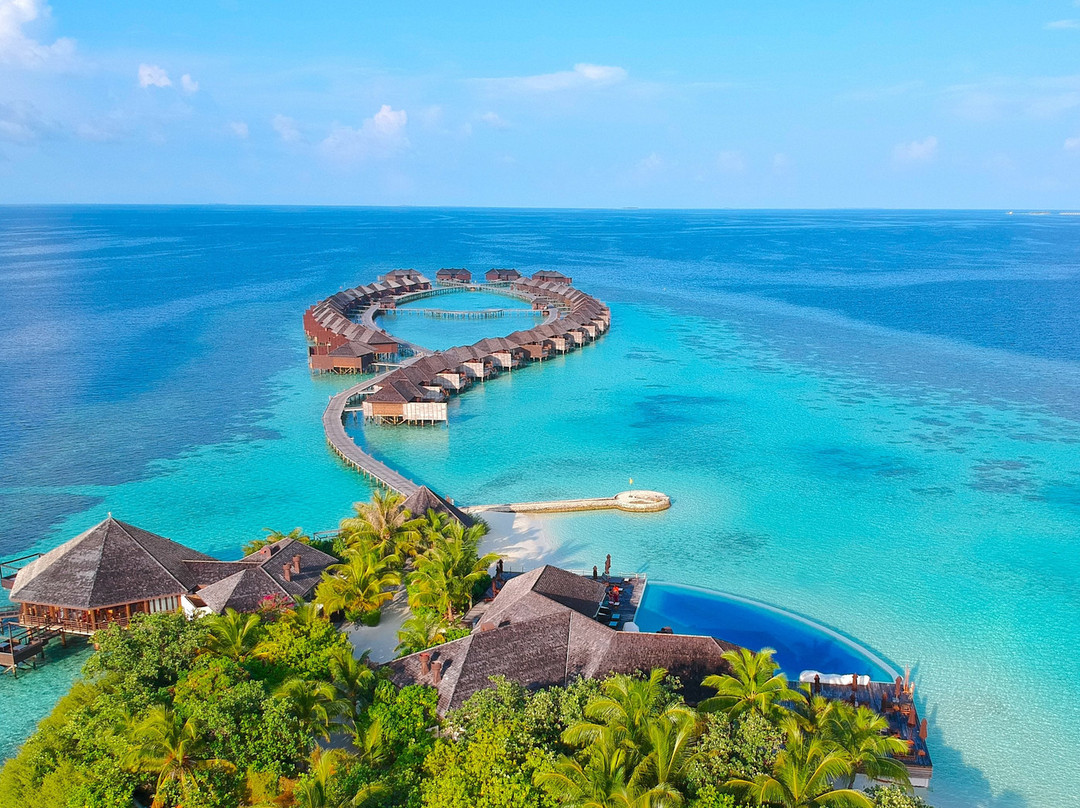 莉莉海滩度假村主图