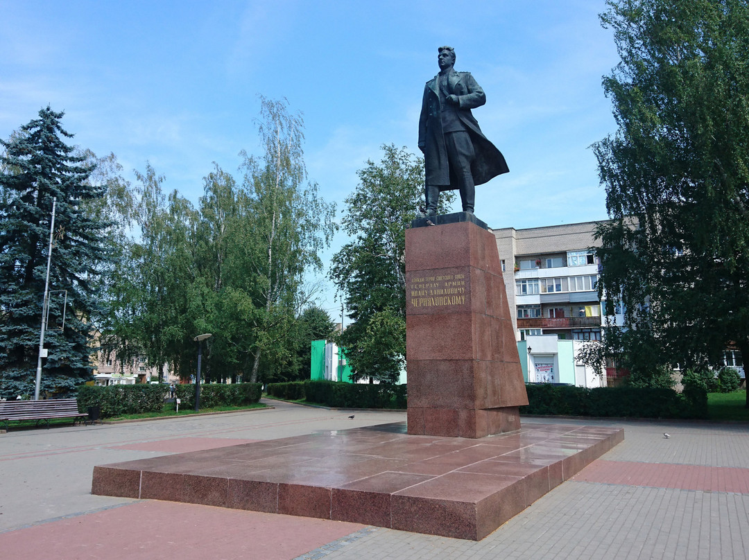 Monument to I. D. Chernyakhovsky景点图片