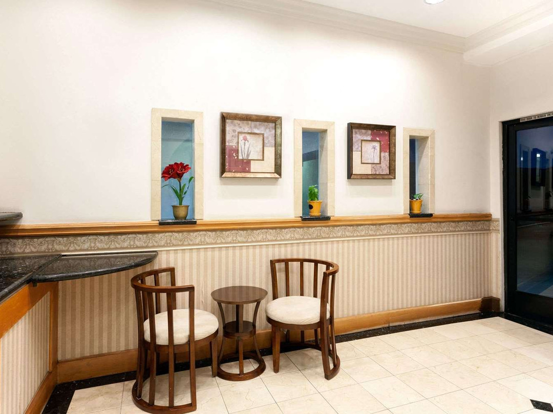 Days Inn by Wyndham Alhambra CA主图