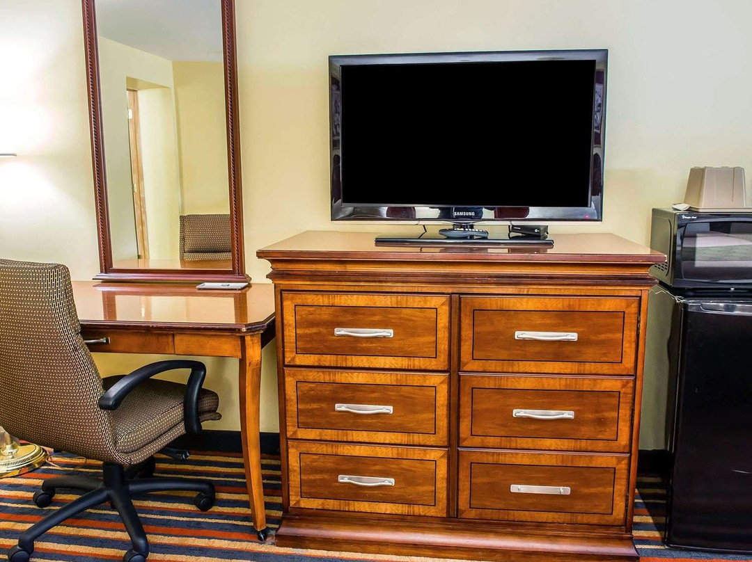 Econo Lodge Jefferson Hills Hwy 51主图
