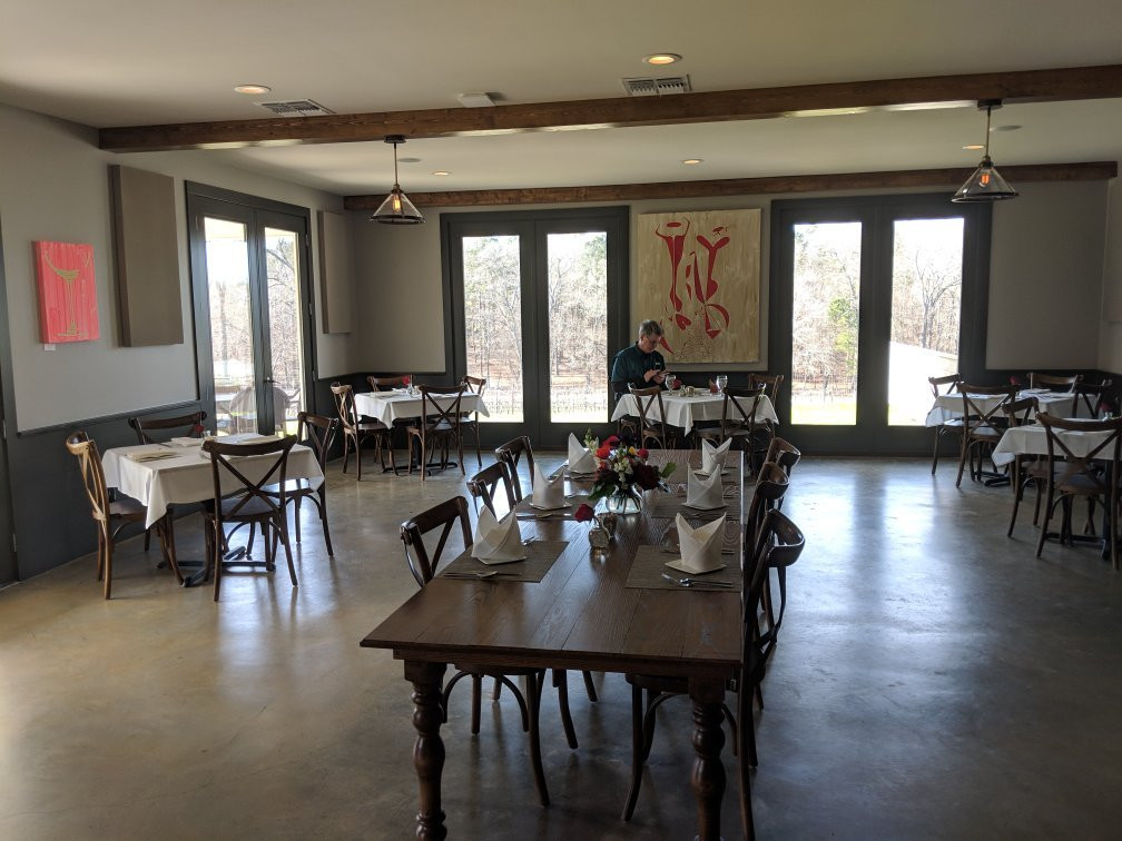 High Hill Farm主图