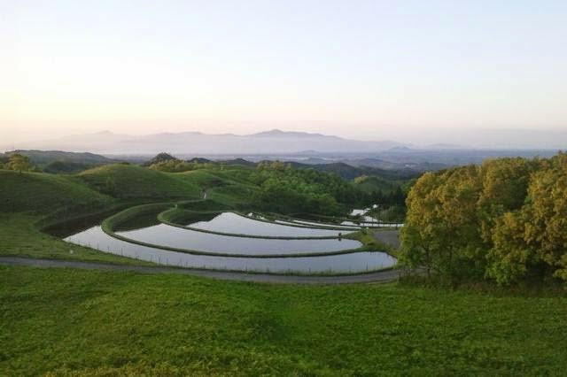 Ogi Rice Terraces景点图片