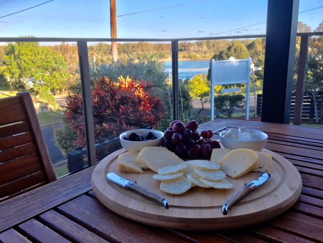 Riverside Rest主图