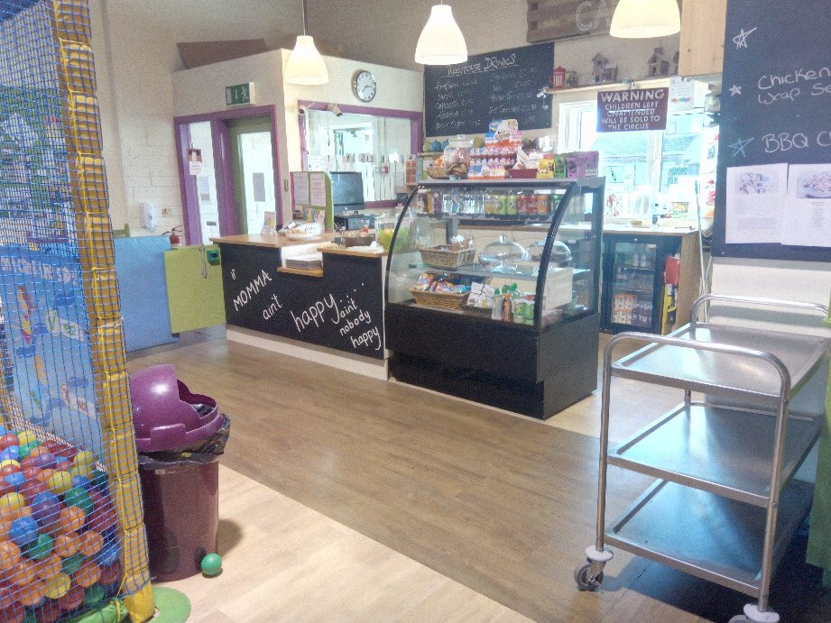The Treehouse Indoor Play Centre and Cafe景点图片