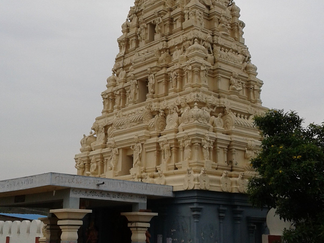 Gavi Sri Lakshmi Narasimha Swamy temple-Denkanikottai必去景点