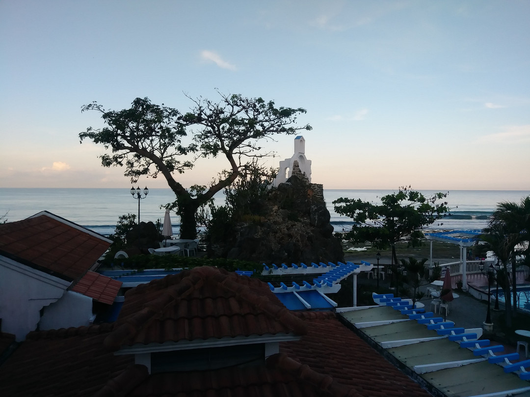 La Roca Villa Resort Hotel主图