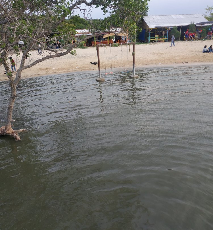 Kutang Beach-Lamongan必去景点
