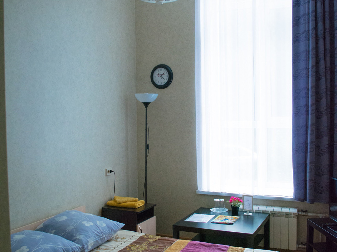 Hotel 12 Months主图