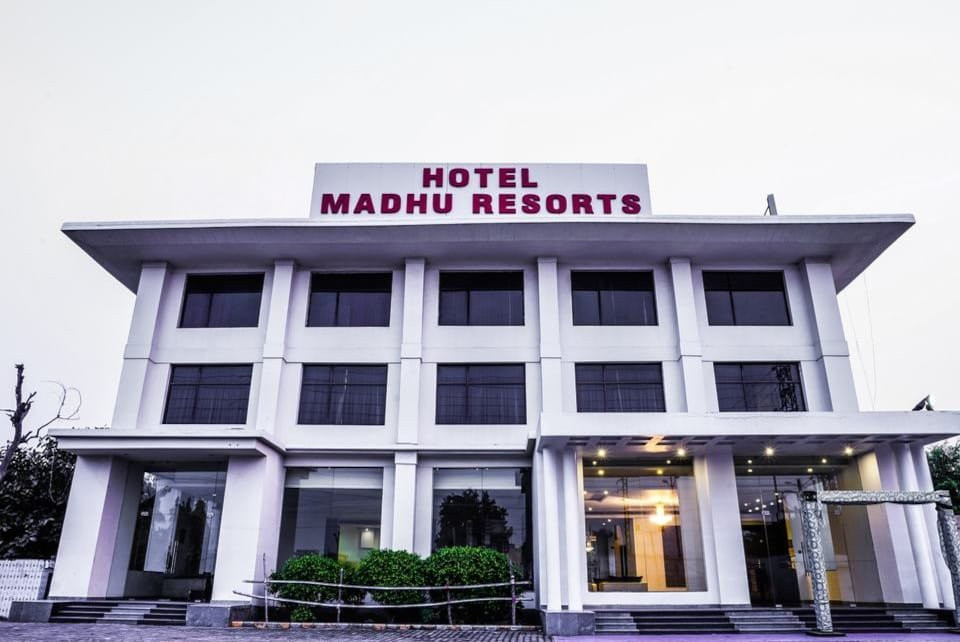 Madhu Resorts主图