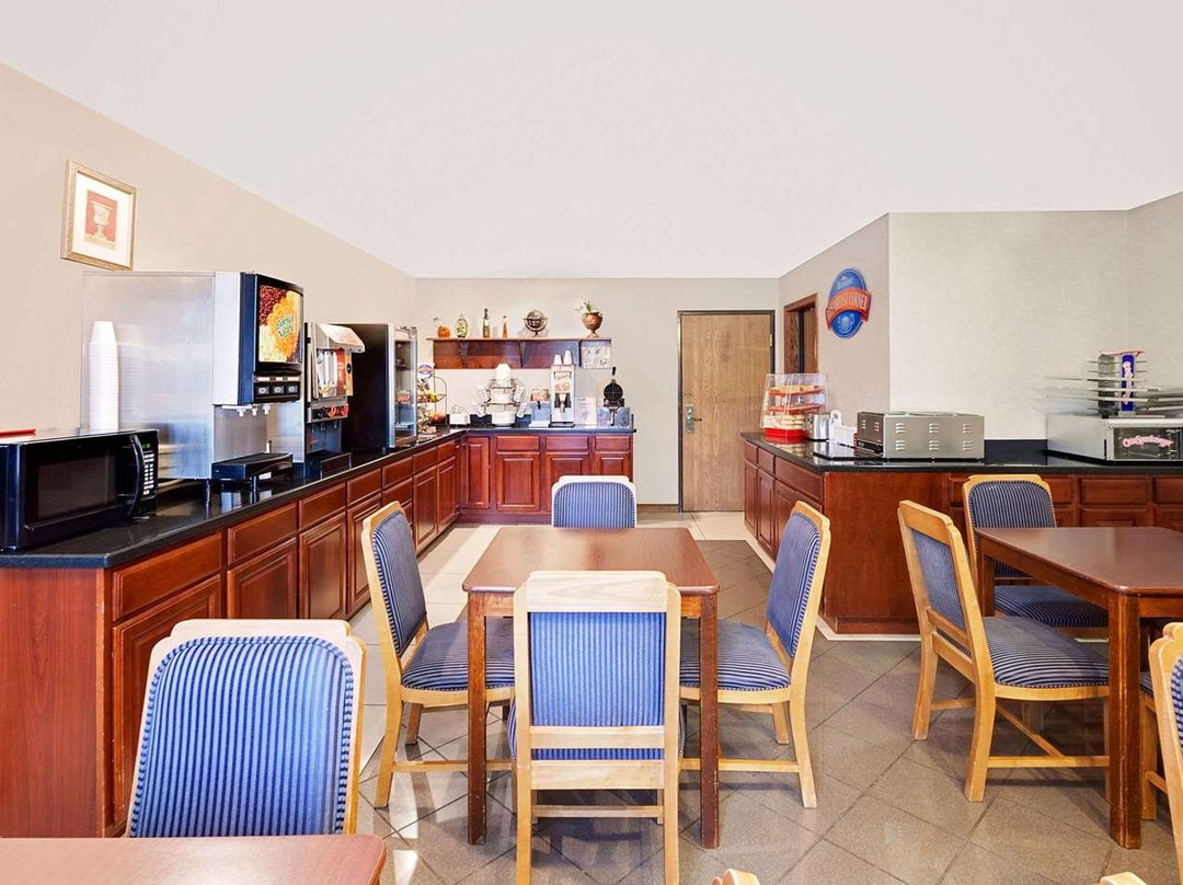 Baymont by Wyndham Battle Creek Downtown主图