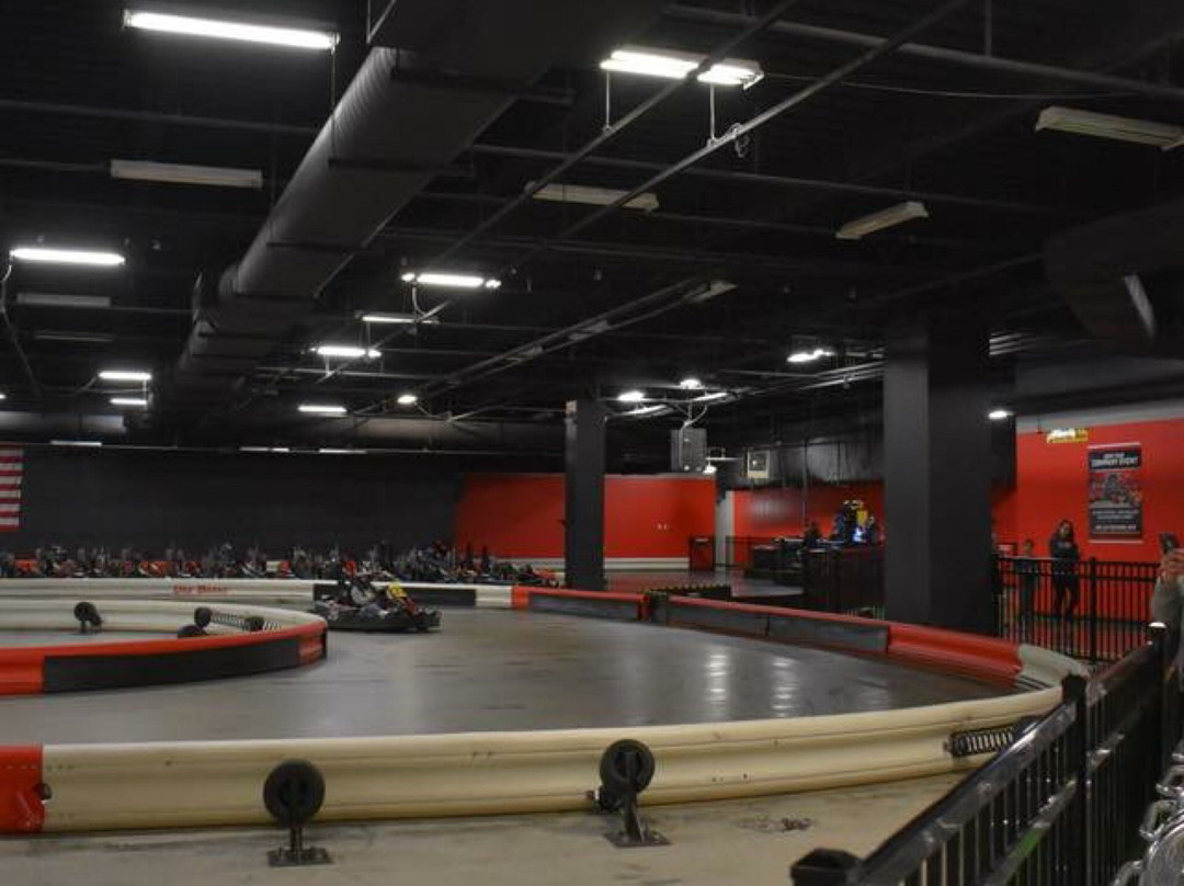 Autobahn Indoor Speedway & Events景点图片