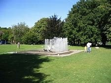 Mönkeberg旅游景点-Changing Invisibility