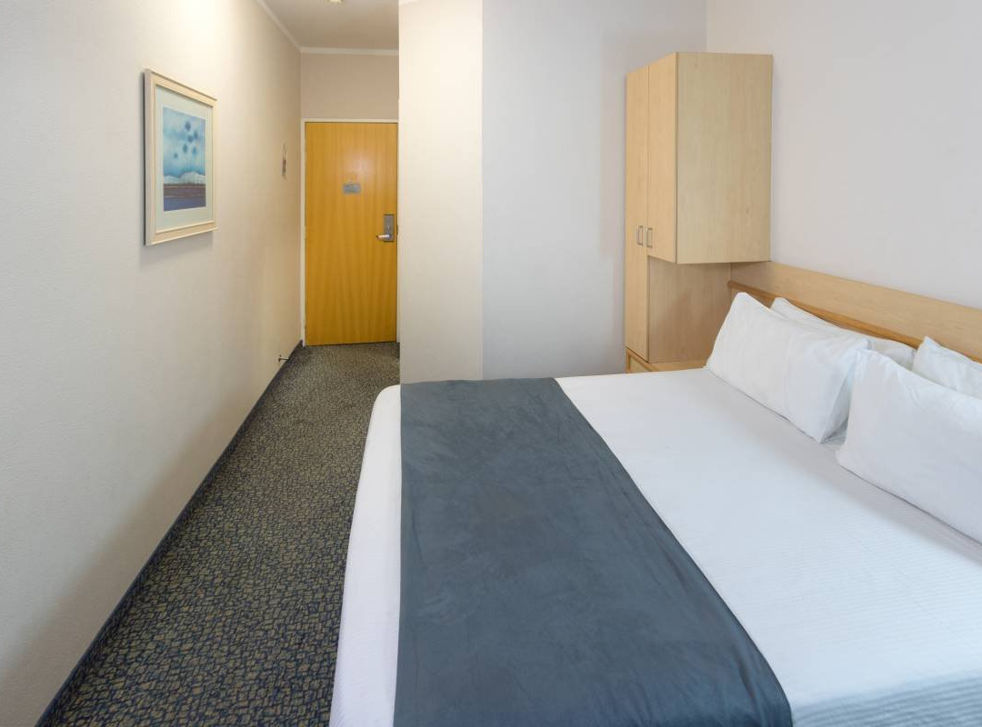 Road Lodge East London主图