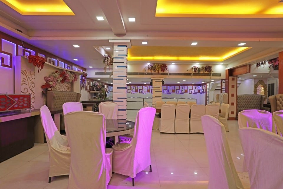 OYO Hotel New Blue Umbrella主图