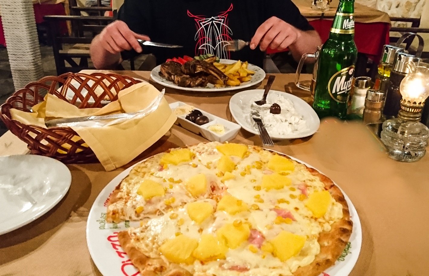 Thanos Studios & Apartments-餐饮