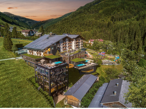 Almhof Family Resort & Spa主图