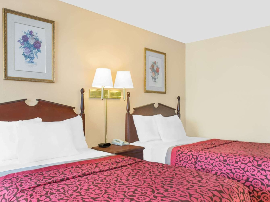 Meridian Inn Hotel主图