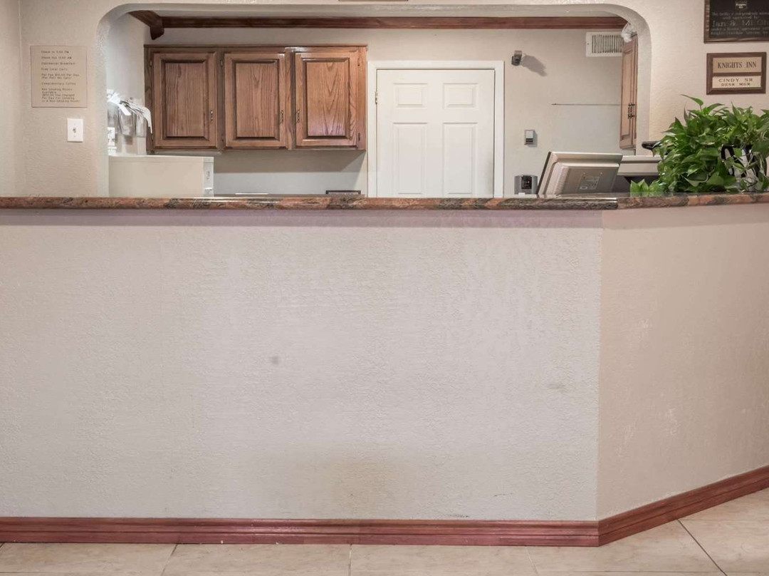 Knights Inn Belton主图