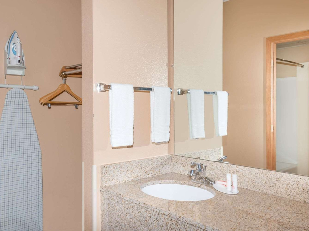 Super 8 by Wyndham Fort Dodge IA主图