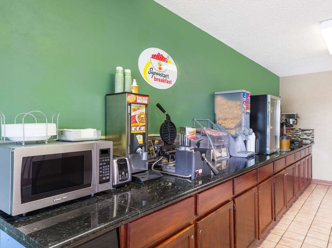 Express Inn Parsons主图