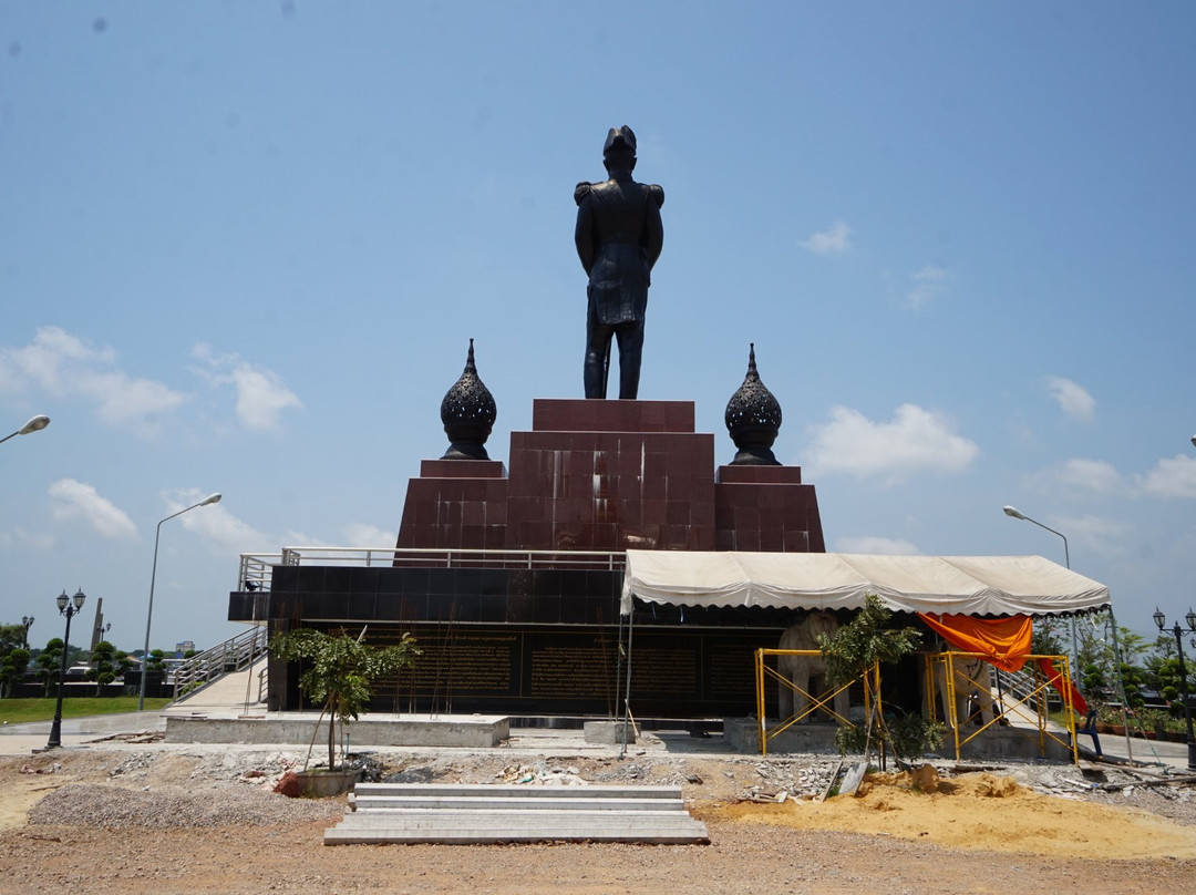 Wat Sri Suttharam-夜功必去景点