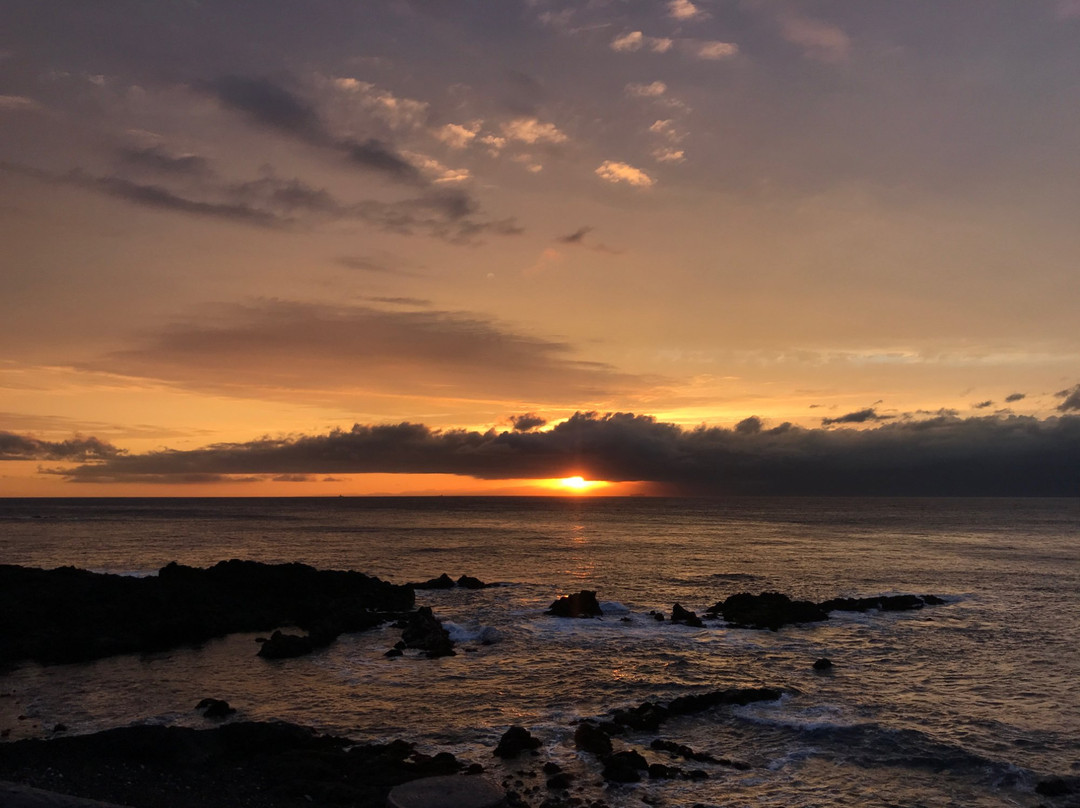 Sunset Palm Line Course-大岛町必去景点