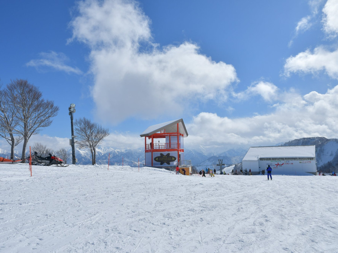 汤泽滑雪场景点图片