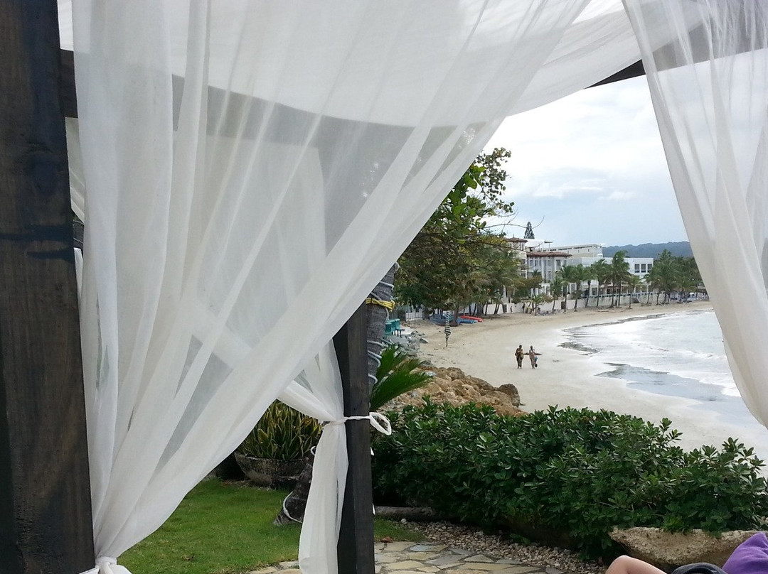 Velero Beach Resort主图