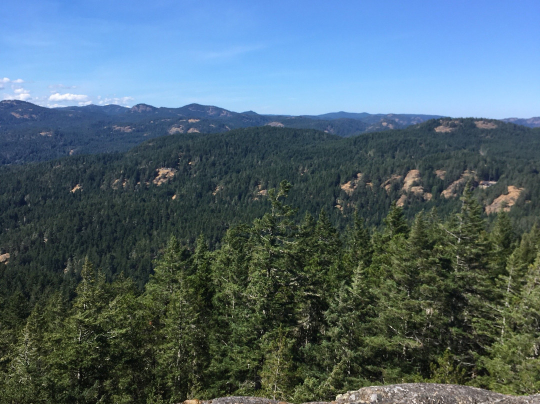 Matheson Lake Regional Park景点图片