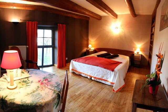 Maison d'hotes Sainte-Genevieve主图