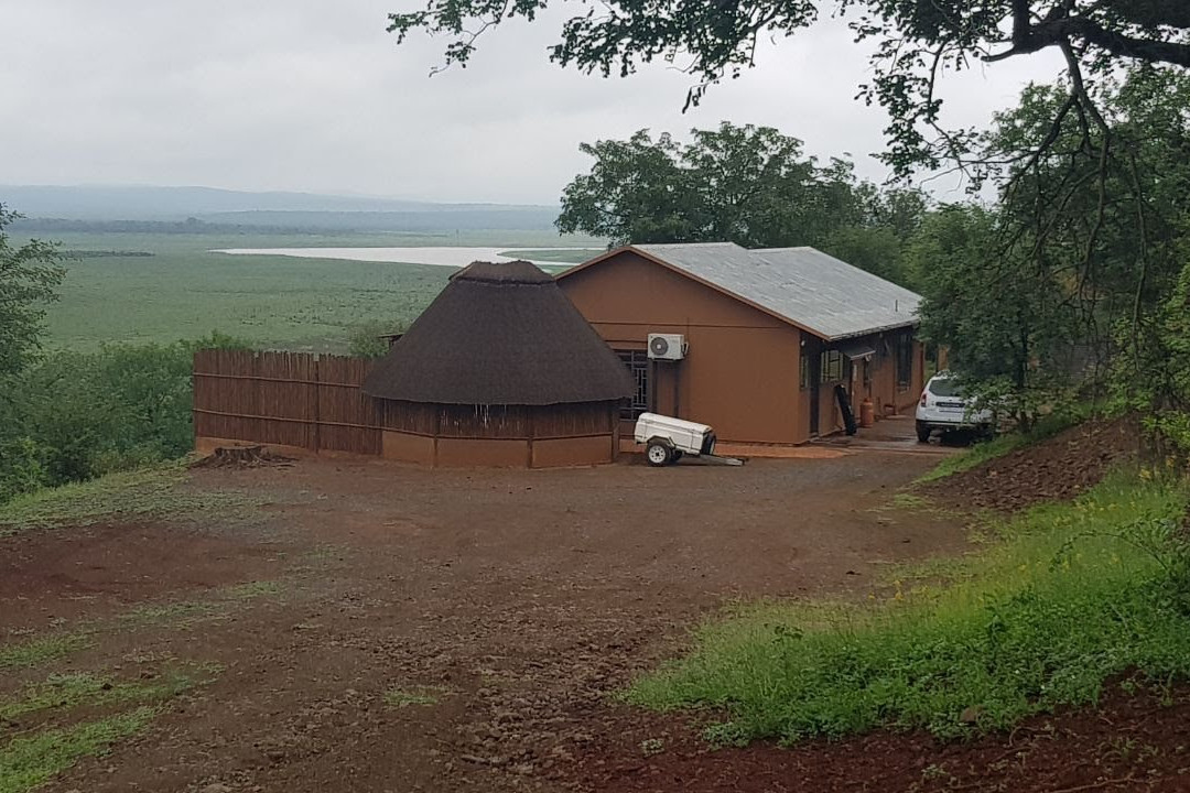 Nkwazi Lake Lodge主图