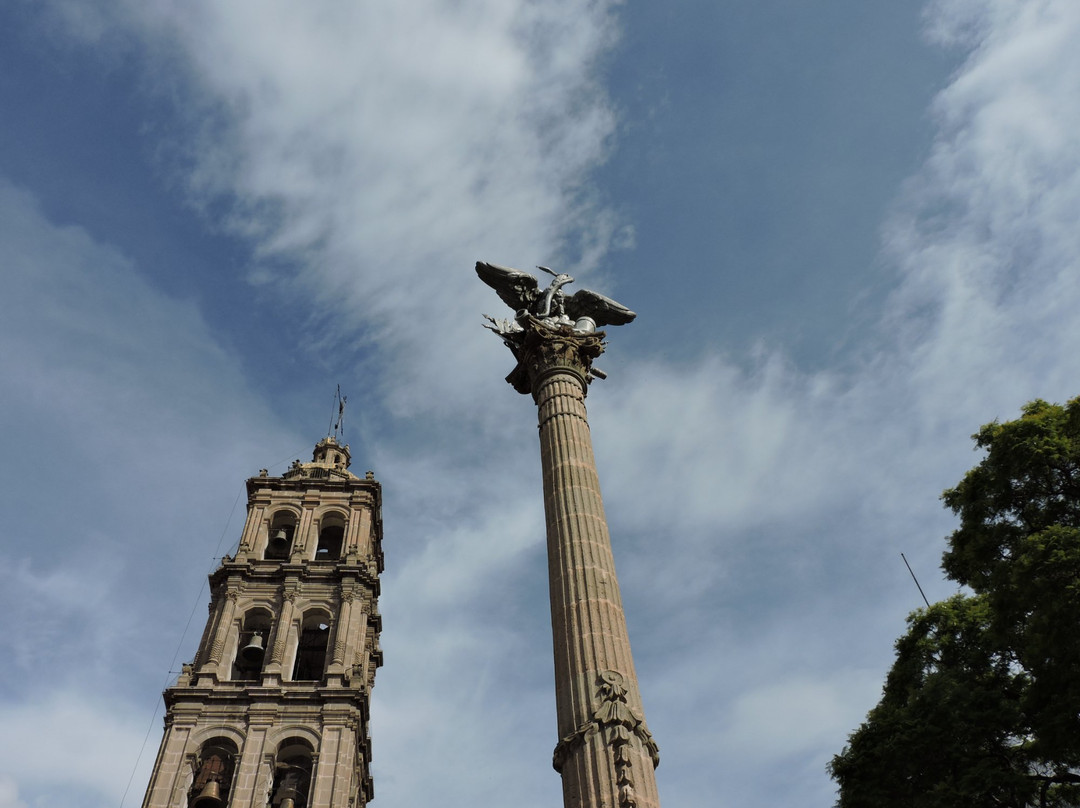 Columna de la Independencia景点图片