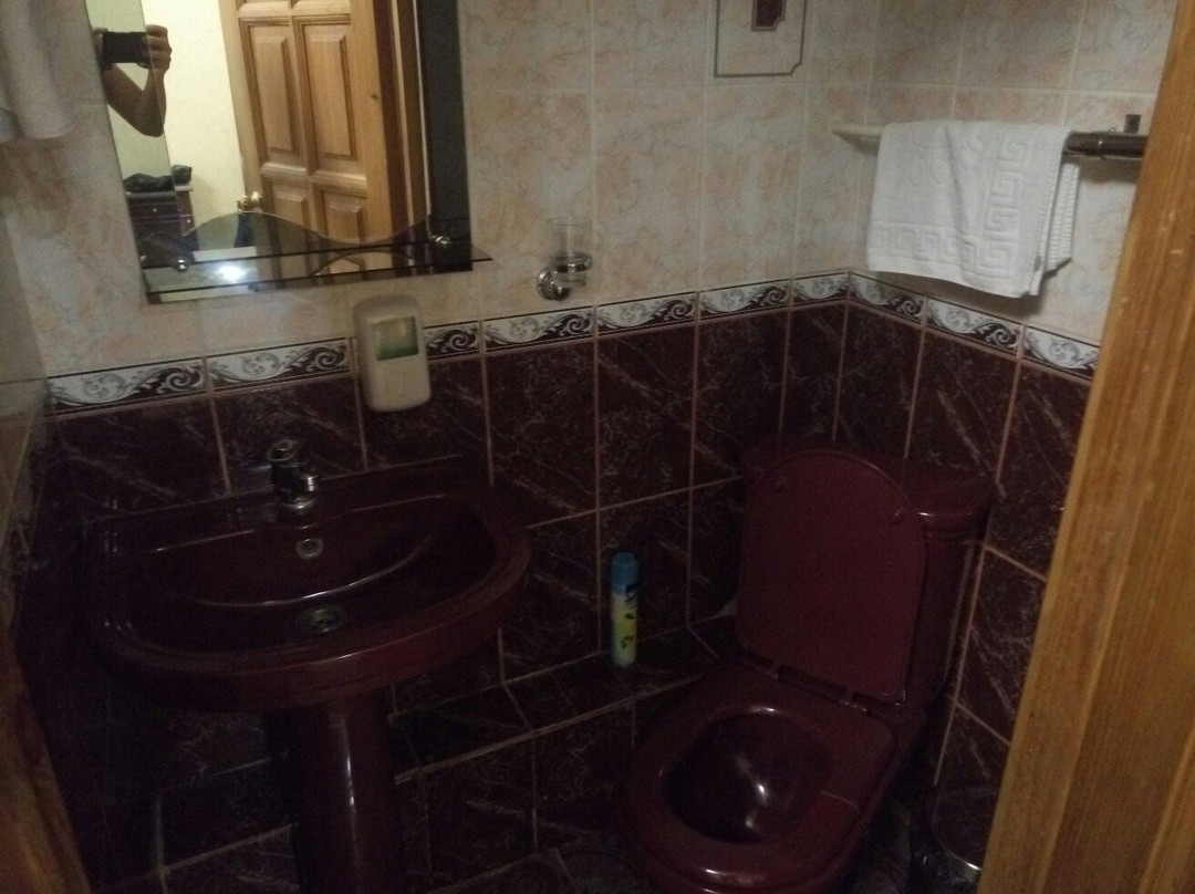 Pakhra主图